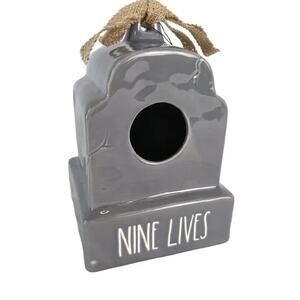 NWT RAE DUNN Nine Lives Tombstone Grave Shaped 7.5" Ceramic Bird House Spooky
